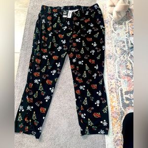 Trinity holiday fun snowbells eleven Santa hat pajamas pants size 2XL